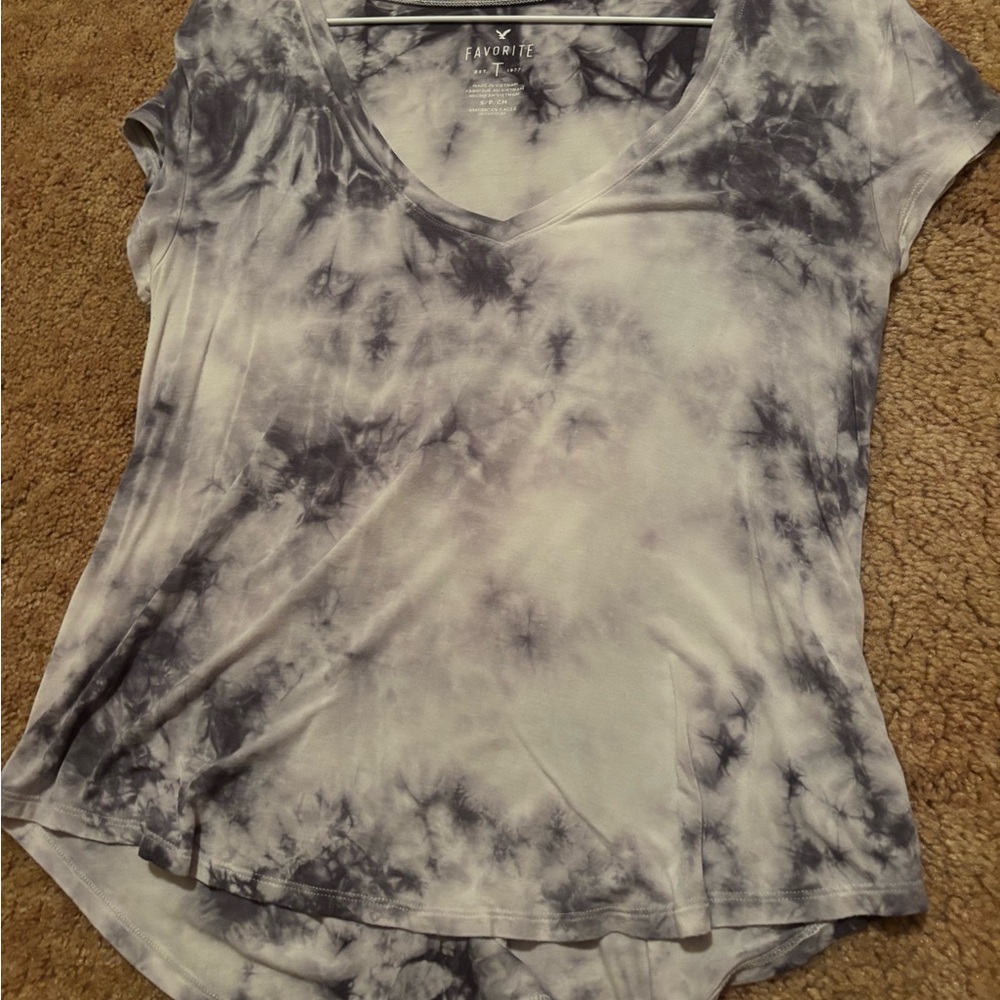 American Eagle Outfitters Blue and White Cap Sleeve T-Shirt